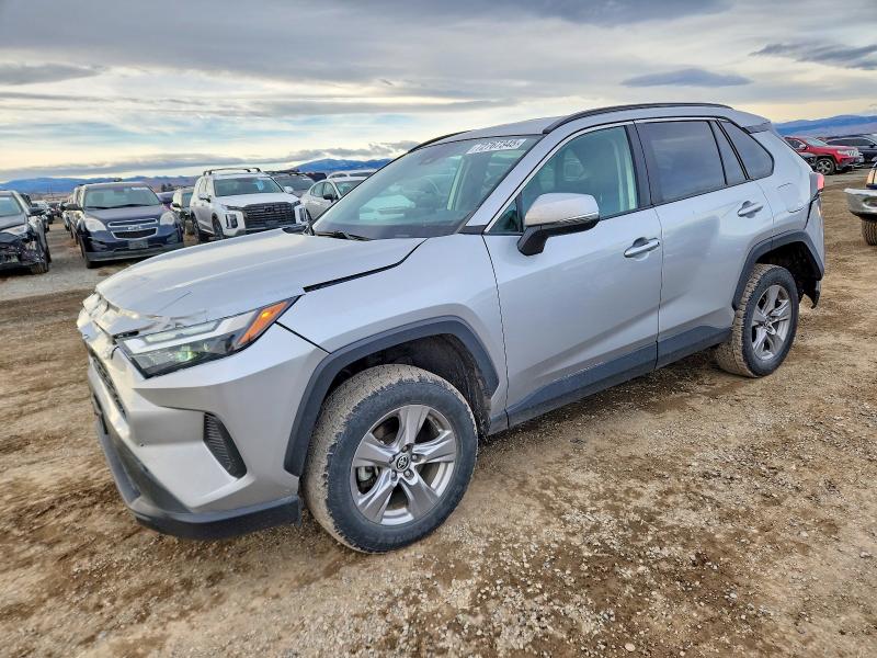 TOYOTA RAV4 XLE 2022 with VIN 2T3P1RFVXNW298014 - Photo from auction