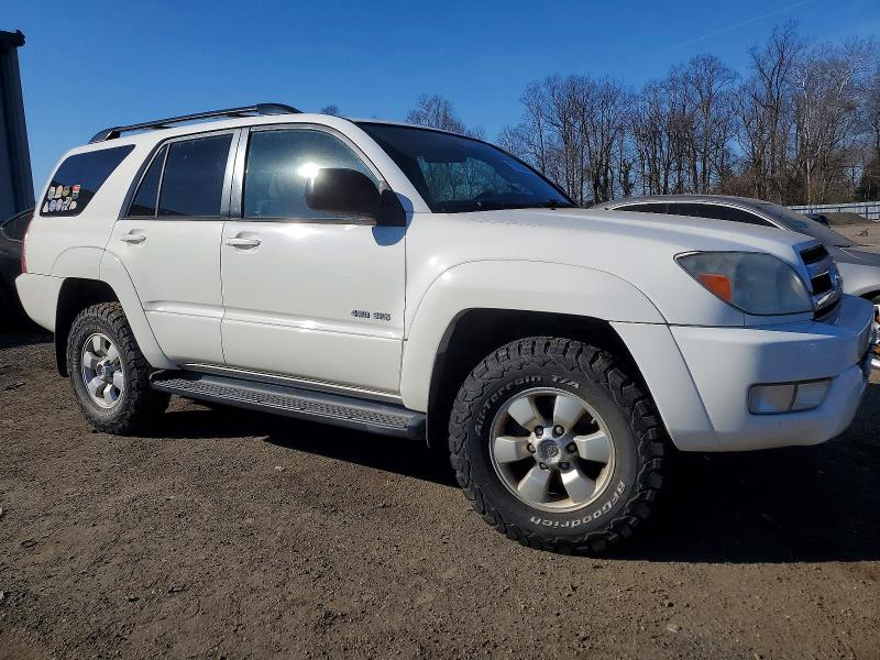 Photo 4 from auction – 2005 TOYOTA 4RUNNER SR with VIN JTEBU14RX50073407