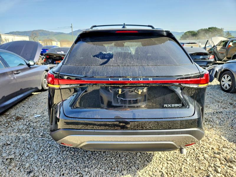 Photo 6 from auction – 2023 LEXUS RX with VIN JTJCHMAA3P2003653