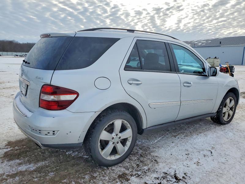 Photo 3 from auction – 2009 MERCEDES-BENZ ML 350 with VIN 4JGBB86E89A528702
