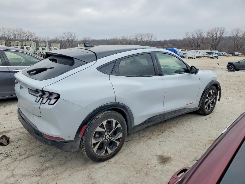 Photo 3 from auction – 2021 FORD MUSTANG MA with VIN 3FMTK3SU3MMA03661