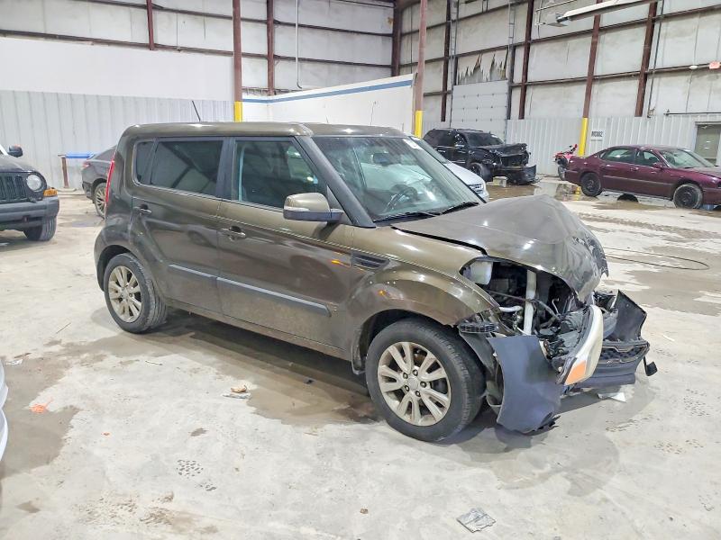 Photo 4 from auction – 2013 KIA SOUL with VIN KNDJT2A65D7489213