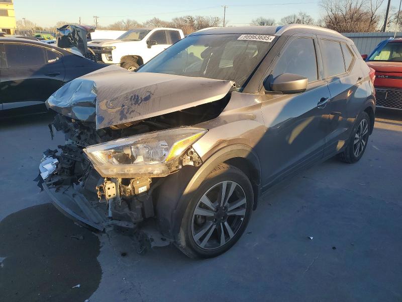 NISS KICKS 2019 with VIN 3N1CP5CU1KL507132 - Photo from auction