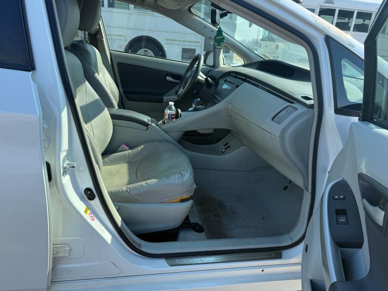 Photo 5 from auction – 2010 TOYOTA PRIUS with VIN JTDKN3DU5A0029519