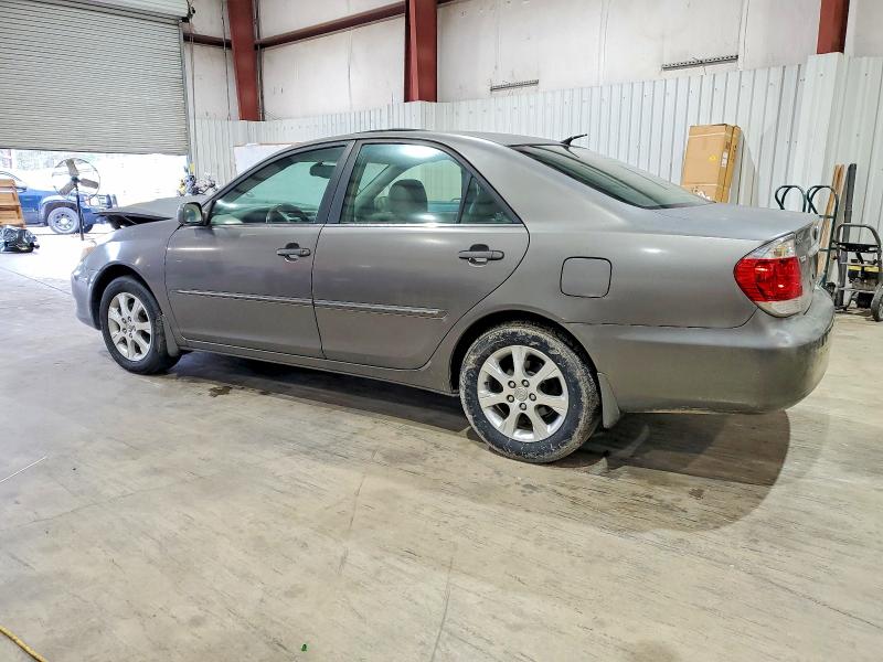 Photo 2 from auction – 2005 TOYOTA CAMRY LE with VIN JTDBF32K550163211