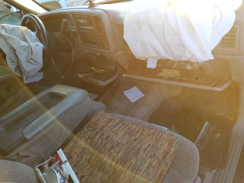Photo 8 from auction – 1999 CHEVROLET SILVERADO with VIN 2GCEC19V6X1214653