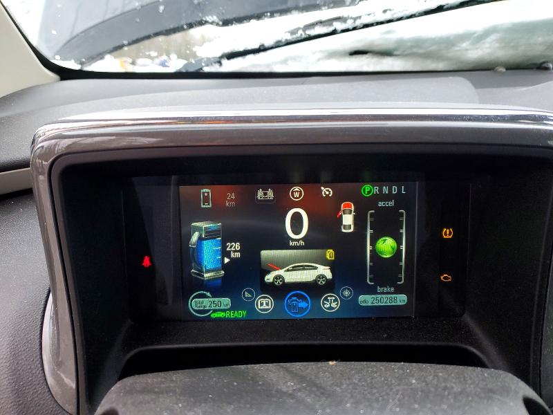 Photo 9 from auction – 2015 CHEVROLET VOLT with VIN 1G1RB6E47FU108626