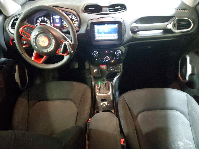 Photo 8 from auction – 2018 JEEP RENEGADE with VIN ZACCJBAB8JPH43782