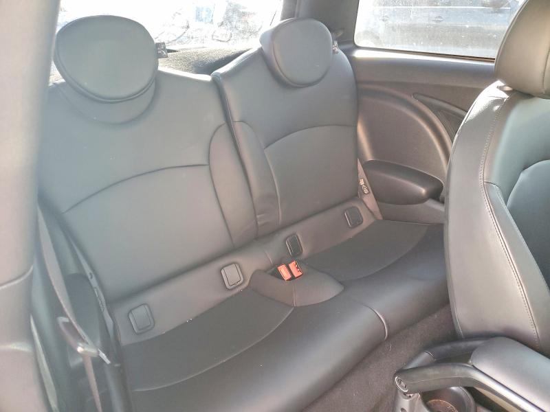Photo 10 from auction – 2011 MINI COOPER S with VIN WMWSV3C55BTY10497
