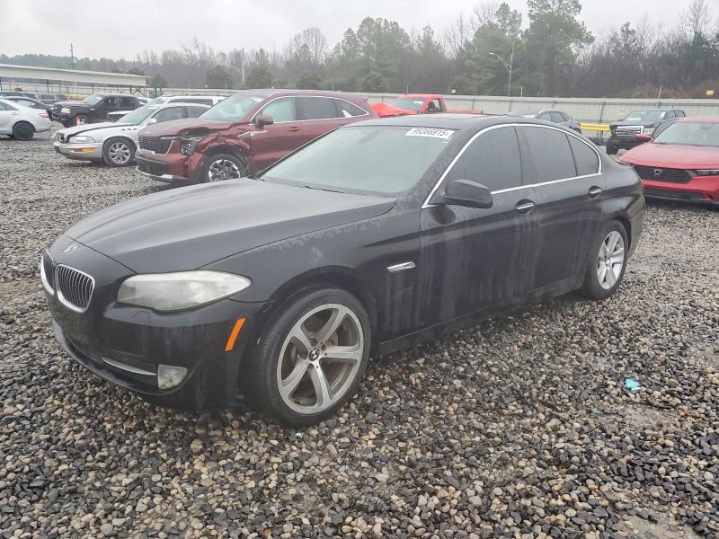 BMW 528 2012 with VIN WBAXG5C52CDW85532 - Photo from auction