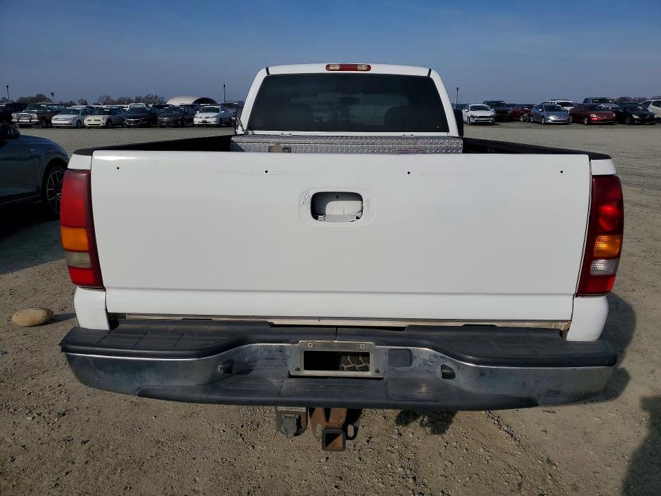 Photo 6 from auction – 2003 GMC SIERRA K25 with VIN 1GTHK29123E118532