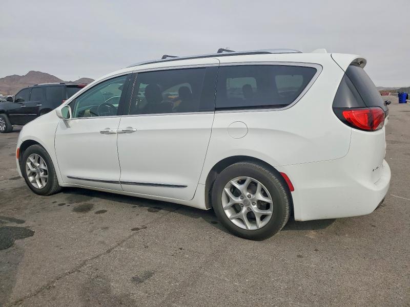 Photo 2 from auction – 2018 CHRYSLER PACIFICA T with VIN 2C4RC1BG3JR169239