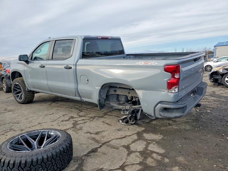 Photo 2 from auction – 2024 CHEVROLET SILVERADO with VIN 1GCPDBEK4RZ173277