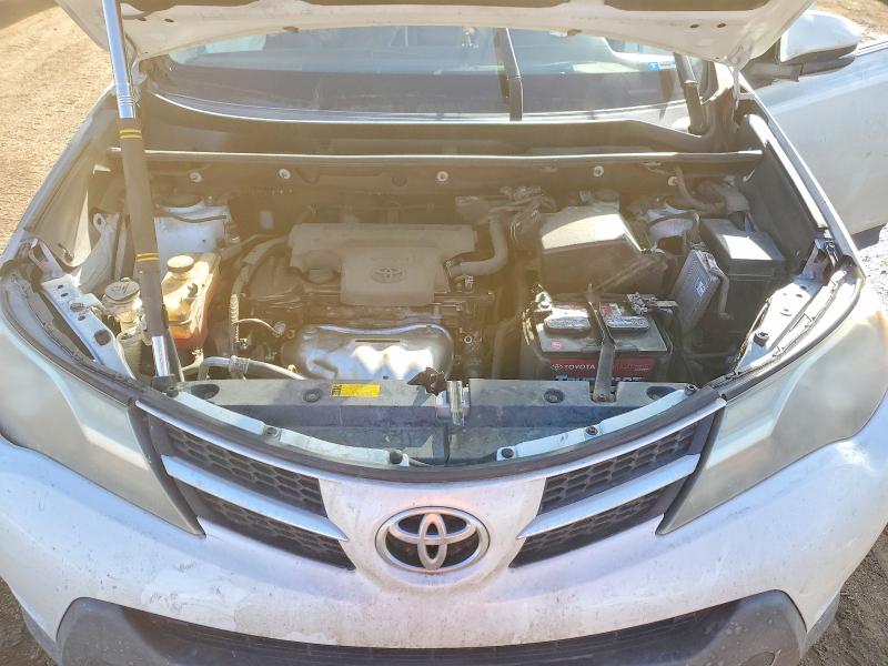 Photo 11 from auction – 2015 TOYOTA RAV4 with VIN 2T3YFREV8FW180570
