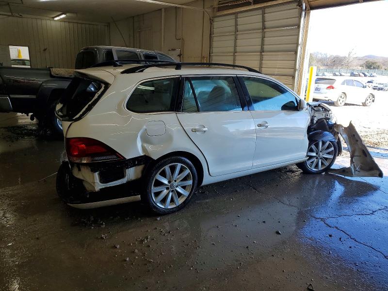 Photo 3 from auction – 2014 VOLKSWAGEN JETTA with VIN 3VWPL7AJ9EM606114