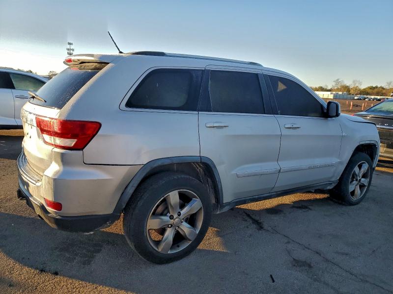 Photo 3 from auction – 2011 JEEP GRAND CHER with VIN 1J4RR4GG9BC552776
