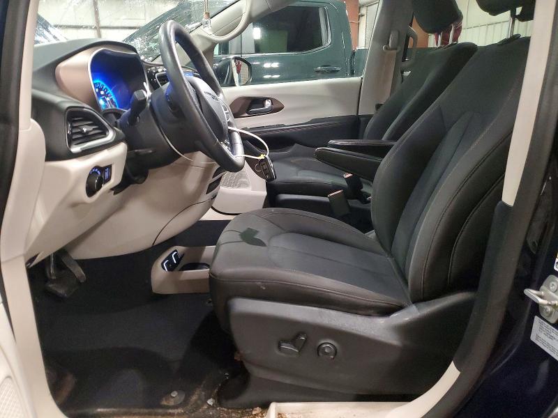 Photo 7 from auction – 2017 CHRYSLER PACIFICA T with VIN 2C4RC1DG7HR592882