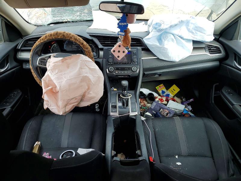 Photo 8 from auction – 2020 HONDA CIVIC with VIN 19XFC2F6XLE004044