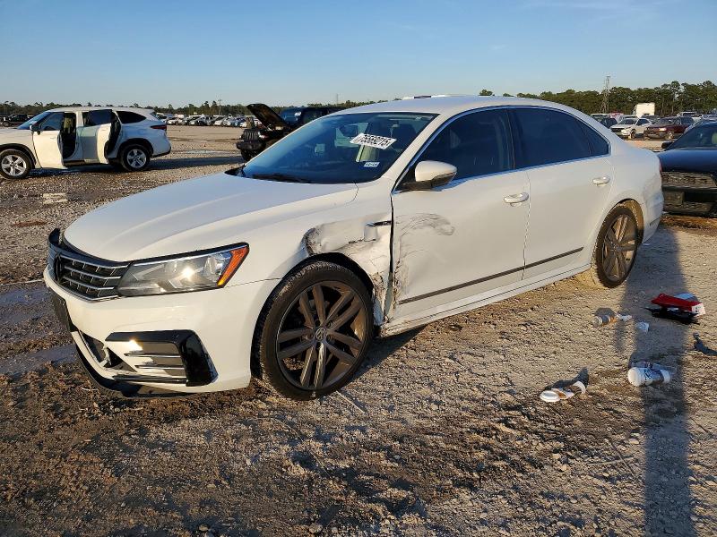 Photo 1 from auction – 2017 VOLKSWAGEN PASSAT R-L with VIN 1VWDT7A39HC030096