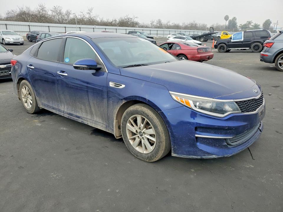 Photo 4 from auction – 2016 KIA OPTIMA LX with VIN 5XXGT4L36GG003321