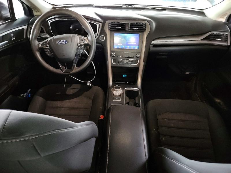 Photo 8 from auction – 2020 FORD FUSION with VIN 3FA6P0HD2LR113780