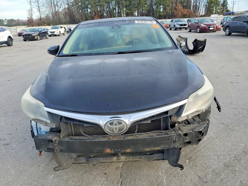 Photo 5 from auction – 2016 TOYOTA AVALON with VIN 4T1BK1EB2GU240491
