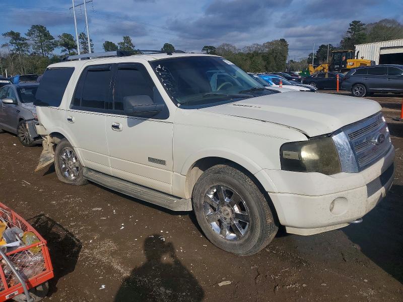 Photo 4 from auction – 2008 FORD EXPEDITION with VIN 1FMFU155X8LA40732