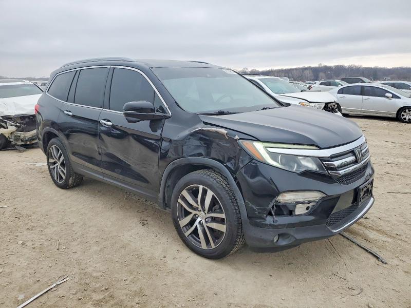 Photo 4 from auction – 2016 HONDA PILOT TOUR with VIN 5FNYF6H98GB060255