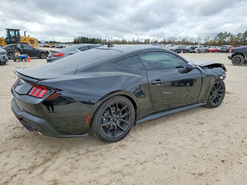 Photo 3 from auction – 2025 FORD MUSTANG with VIN 1FA6P8TH7S5124848