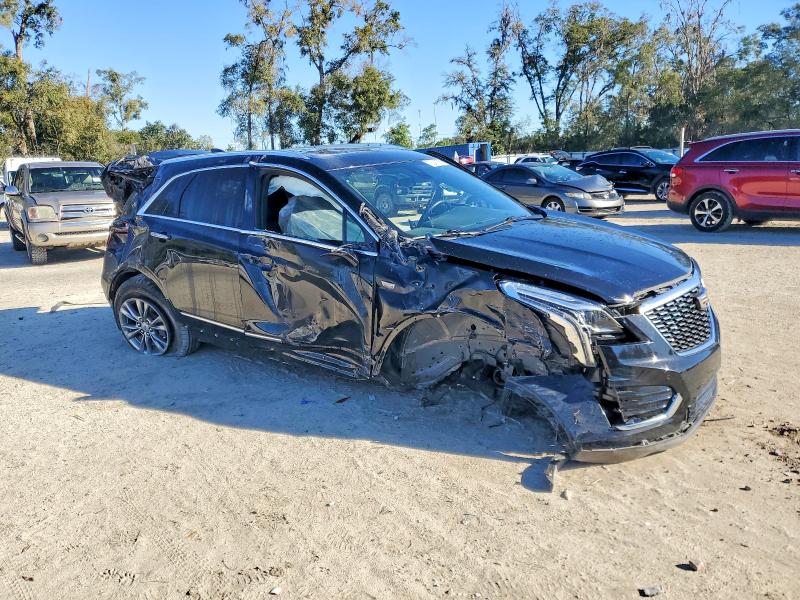 Photo 4 from auction – 2021 CADILLAC XT5 PREMIU with VIN 1GYKNCRS2MZ227685