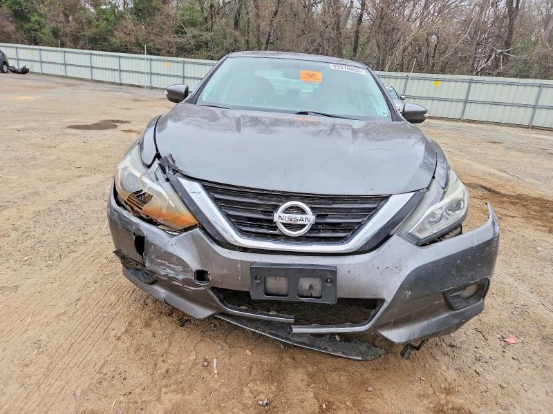 Photo 5 from auction – 2017 NISSAN ALTIMA with VIN 1N4AL3AP1HC232115