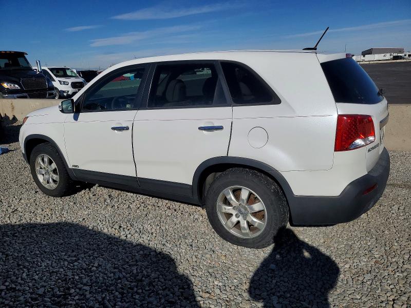 Photo 2 from auction – 2013 KIA SORENTO with VIN 5XYKTCA67DG321747