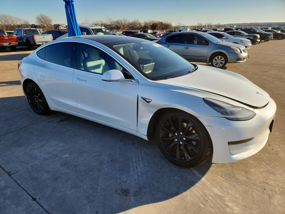 Photo 4 from auction – 2019 TESLA MODEL 3 with VIN 5YJ3E1EA3KF486779