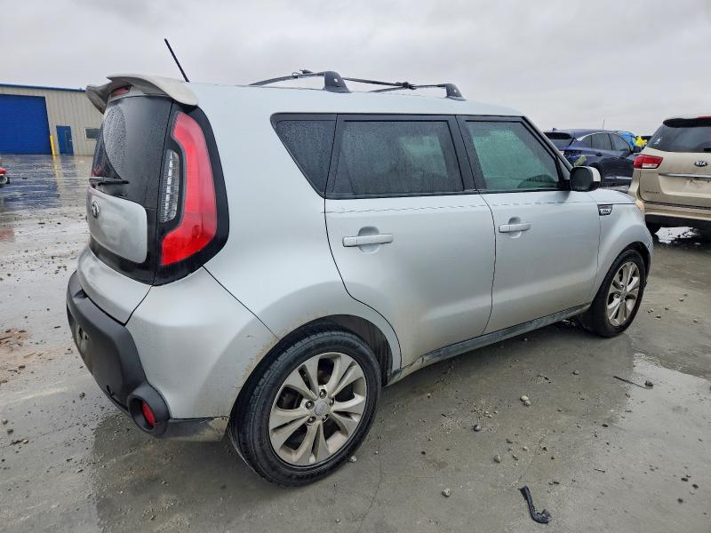 Photo 3 from auction – 2015 KIA SOUL with VIN KNDJP3A50F7769965