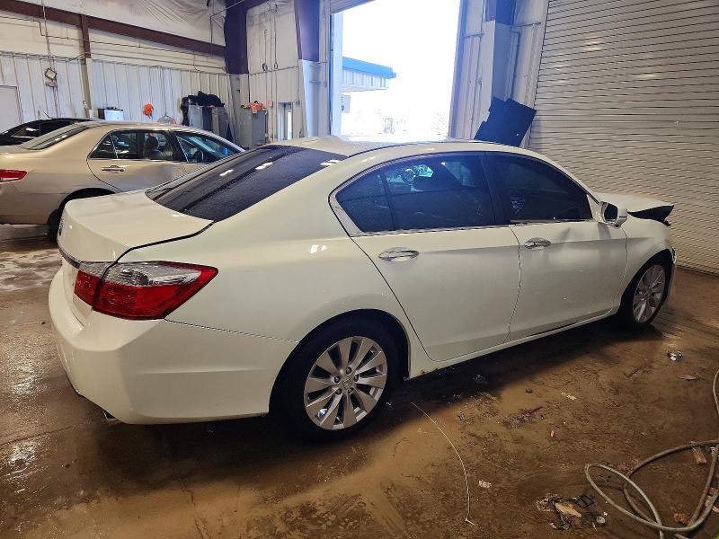 Photo 3 from auction – 2015 HONDA ACCORD EXL with VIN 1HGCR2F87FA063788