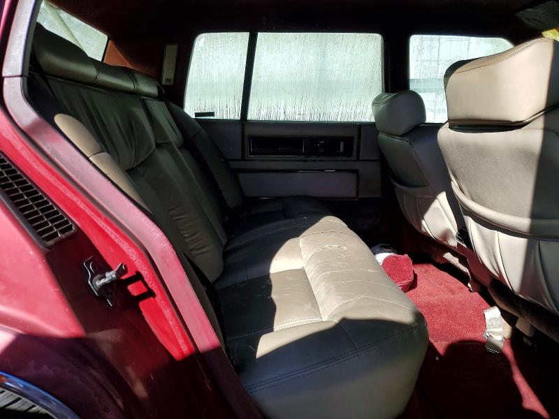 Photo 10 from auction – 1992 CADILLAC DEVILLE with VIN 1G6CD53B2N4262326