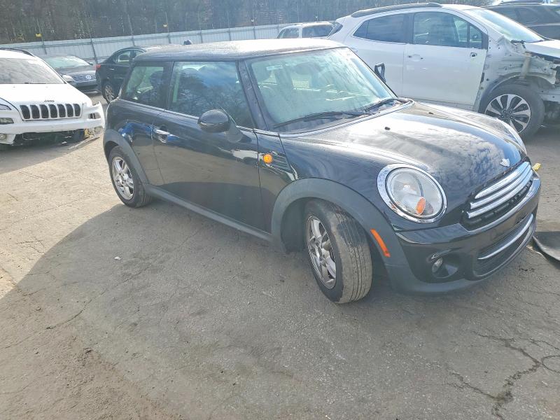 Photo 4 from auction – 2013 MINI COOPER with VIN WMWSU3C53DT681374