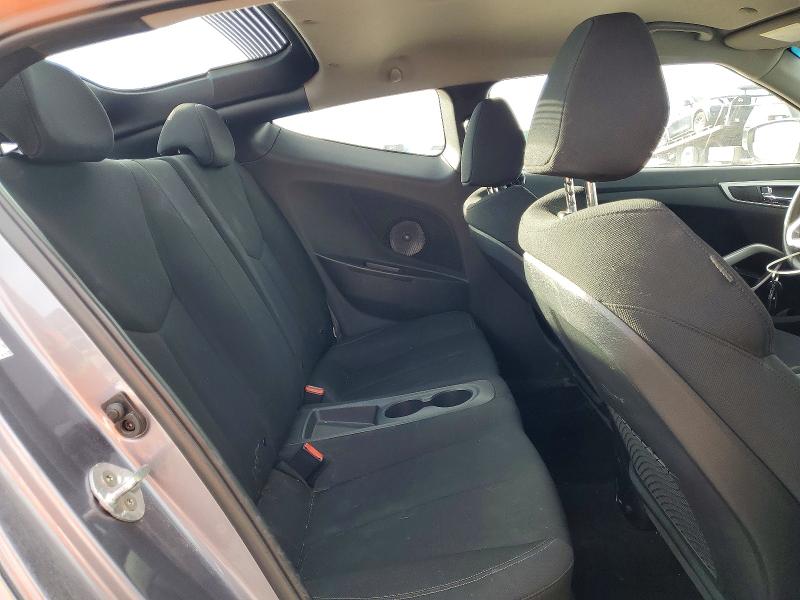 Photo 10 from auction – 2016 HYUNDAI VELOSTER with VIN KMHTC6AD0GU288951