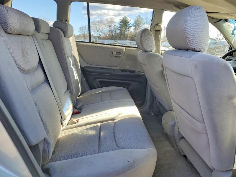 Photo 10 from auction – 2003 TOYOTA HIGHLANDER with VIN JTEGF21A630121177