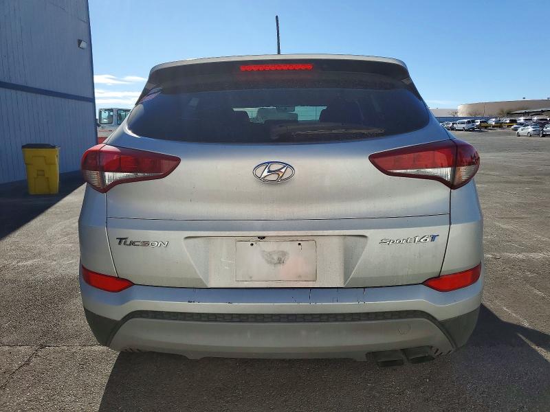 Photo 6 from auction – 2017 HYUNDAI TUCSON with VIN KM8J33A28HU486764