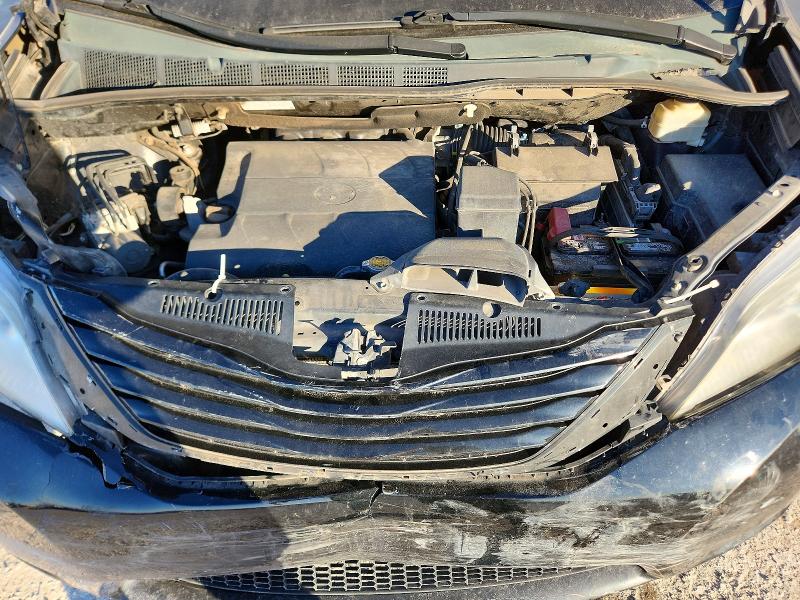 Photo 12 from auction – 2015 TOYOTA SIENNA LE with VIN 5TDKK3DC4FS578844