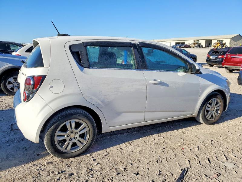 Photo 3 from auction – 2015 CHEVROLET SONIC LT with VIN 1G1JC6SH4F4212685