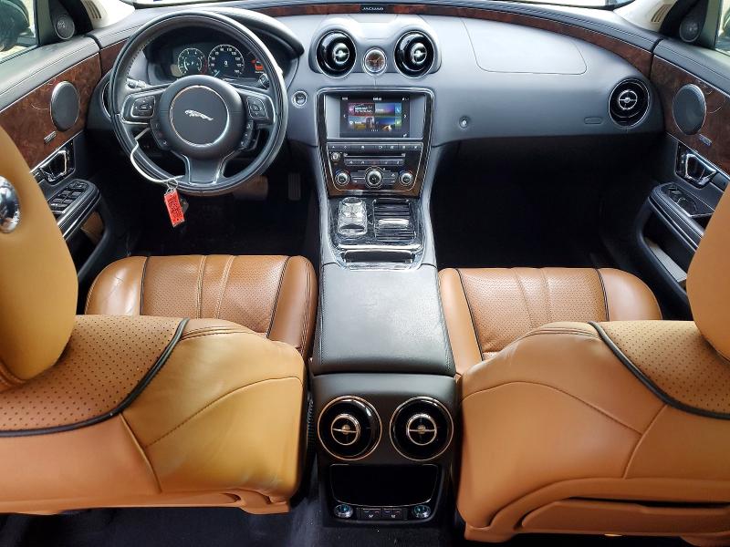 Photo 8 from auction – 2016 JAGUAR XJ with VIN SAJWA1C71G8W01405