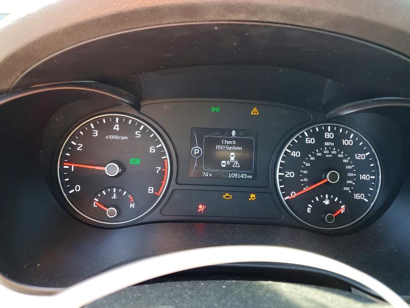 Photo 9 from auction – 2018 KIA OPTIMA LX with VIN 5XXGT4L30JG192507