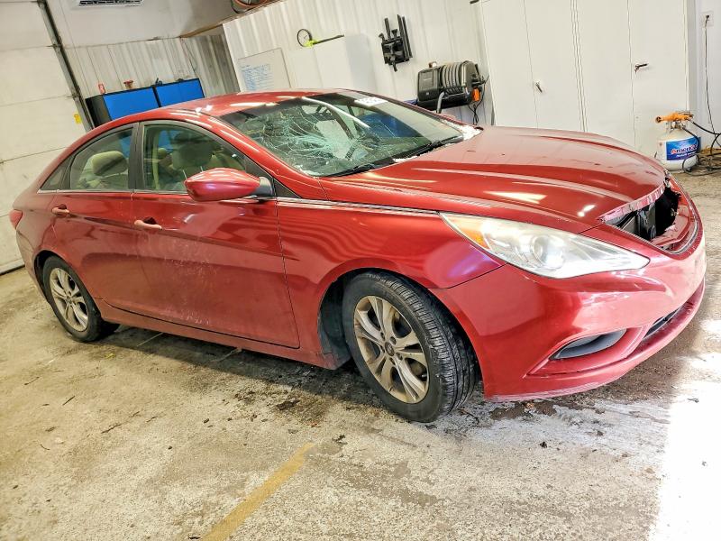 Photo 4 from auction – 2011 HYUNDAI SONATA with VIN 5NPEB4AC0BH044408