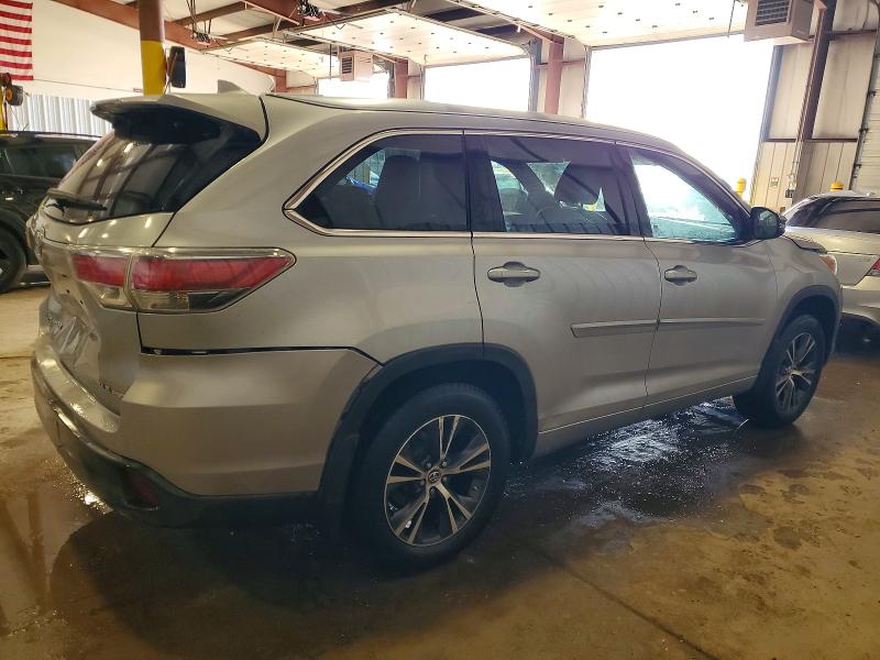 Photo 3 from auction – 2016 TOYOTA HIGHLANDER with VIN 5TDJKRFH9GS244981