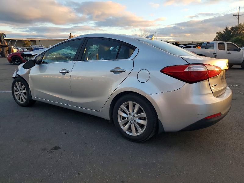 Фото 2 с аукциона – 2014 KIA FORTE EX с VIN KNAFX4A86E5213480