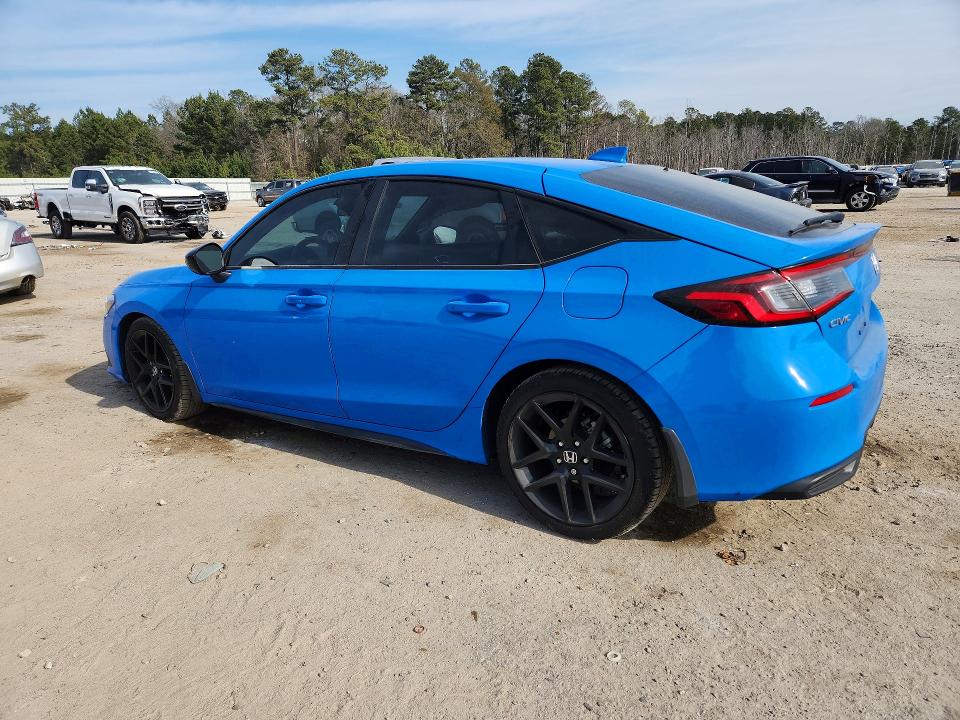 Photo 2 from auction – 2023 HONDA CIVIC SPOR with VIN 19XFL2H82PE024440