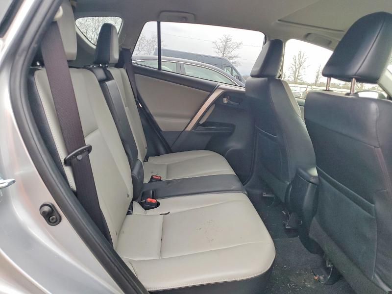 Photo 11 from auction – 2018 TOYOTA RAV4 LIMIT with VIN JTMDFREV0JJ246650