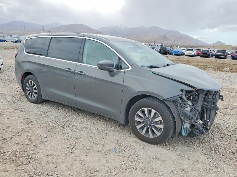 Photo 4 from auction – 2022 CHRYSLER PACIFICA H with VIN 2C4RC1L77NR129864